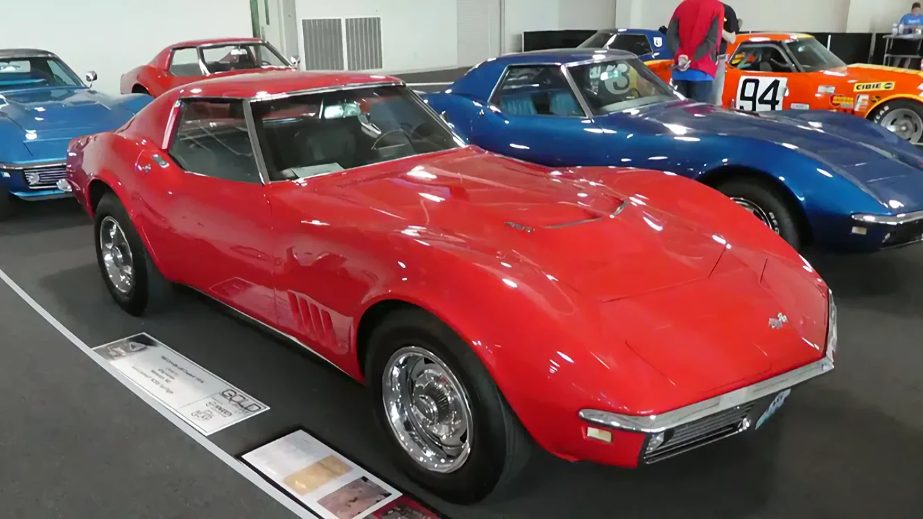 Click to Enlarge-Esc to Close Corvette Generations/C3/C3 1968 Corvette model.webp